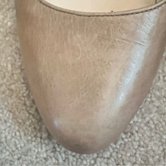Prada Leather Cream Round Toe Heel 10 - Picture 8 of 10